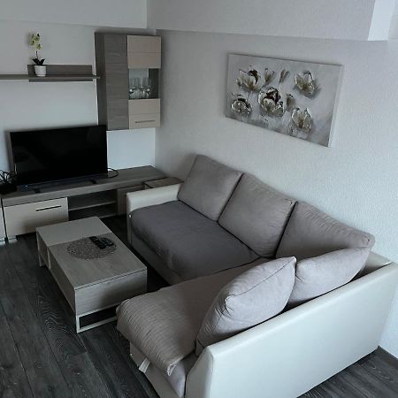 Room In Otocac Helena Extérieur photo